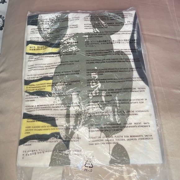 Travis Scott Cactus Jack x KAWS FOR FRAGMENT Tee - Picture 5 of 5